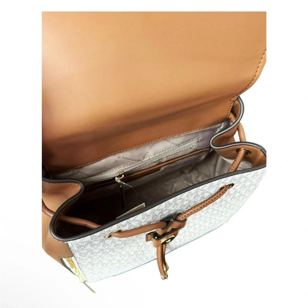 NEW! MICHAEL KORS Phoebe Medium Drawstring Backpack Vanilla